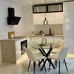 Apartament Le Soleil Tropezien, Somptueux 2 Pieces - Terrasse Vue